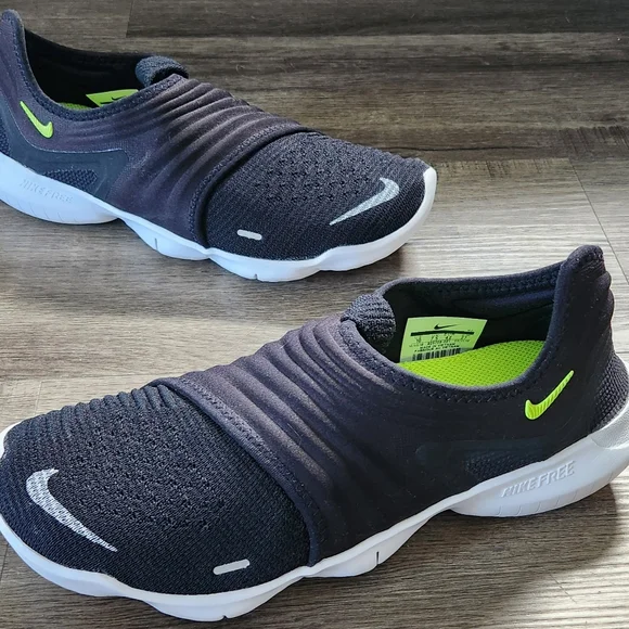 *NEW* Nike Free RN 3.0 Flyknit Sz 10 Slip On Running Walking RARE HTF Shoe Black - Picture 12 of 12